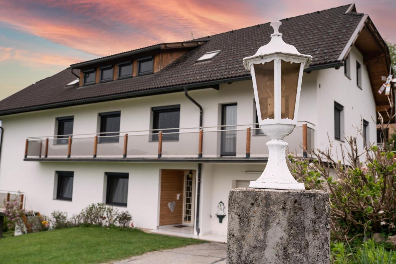 Appartement Haus Kruschitz Ludmannsdorf Exterior foto